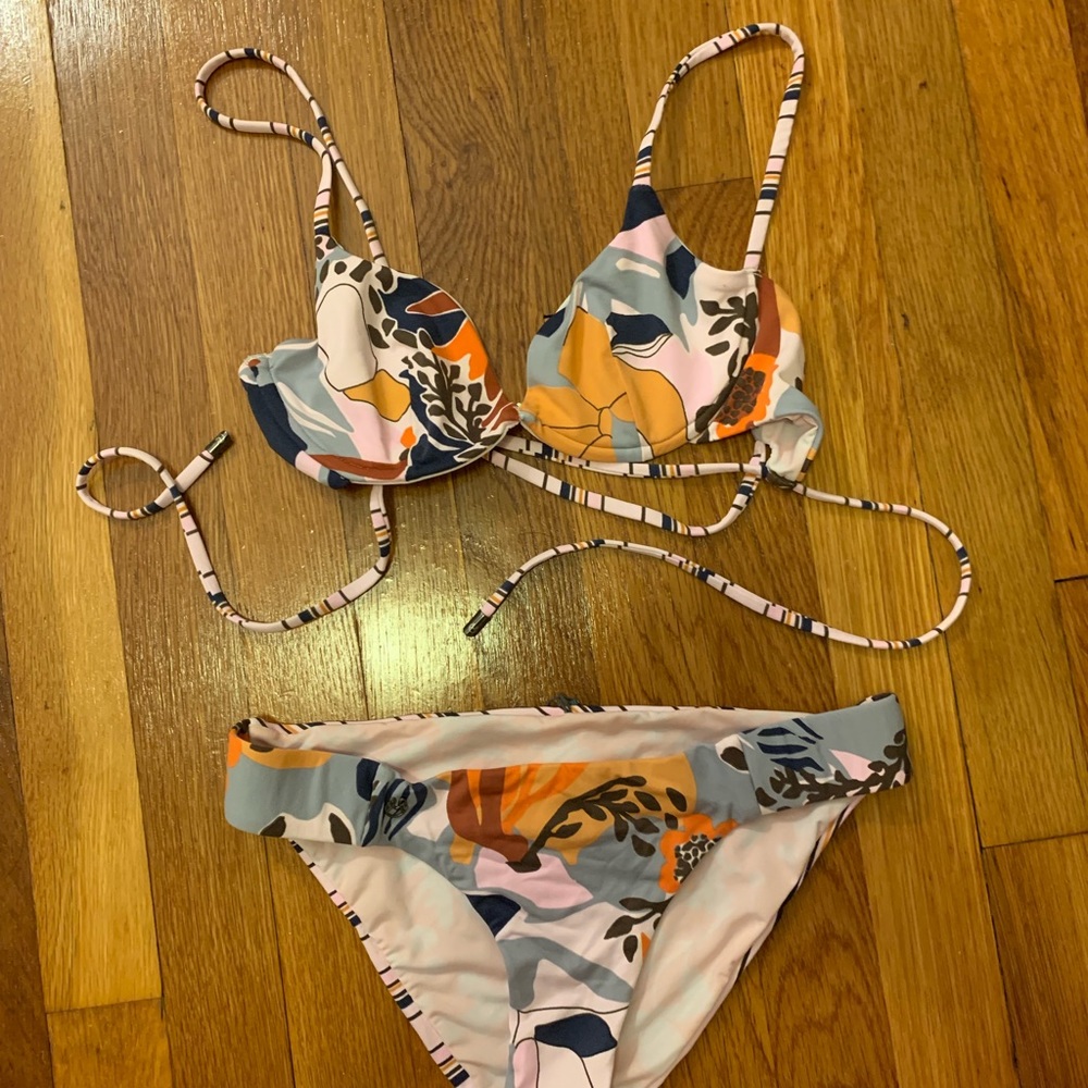 Maaji reversible underwire bikini set WORN ONCE